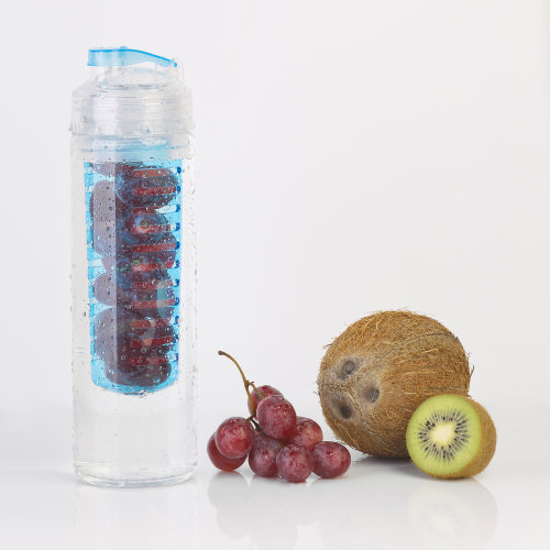 Бутылка для воды "Fruits" 700 мл с емкостью для фруктов, синий/прозрачный
